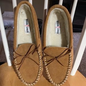 Men’s Minnetonka slippers